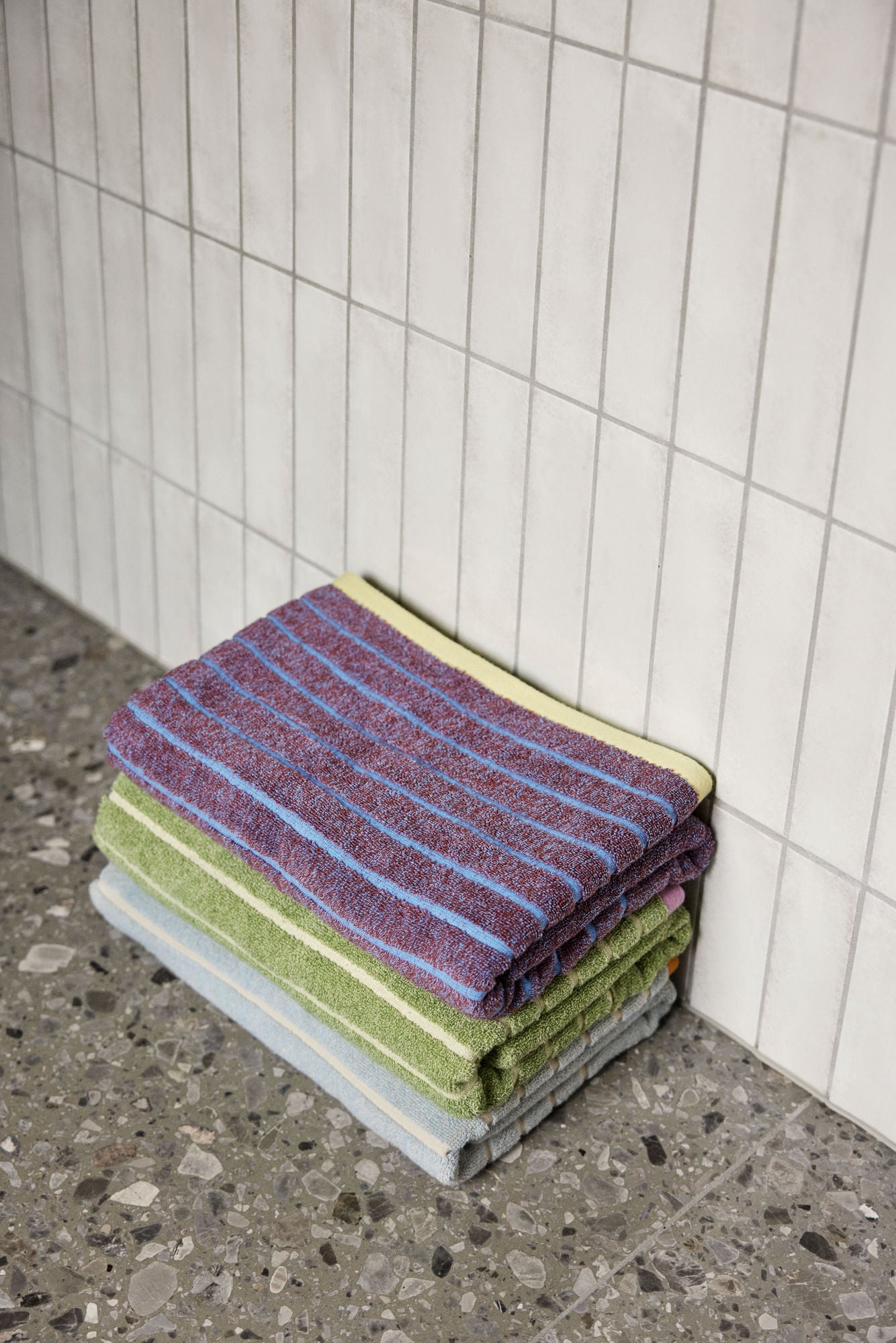 Hübsch Promenade towel Large purple/blue