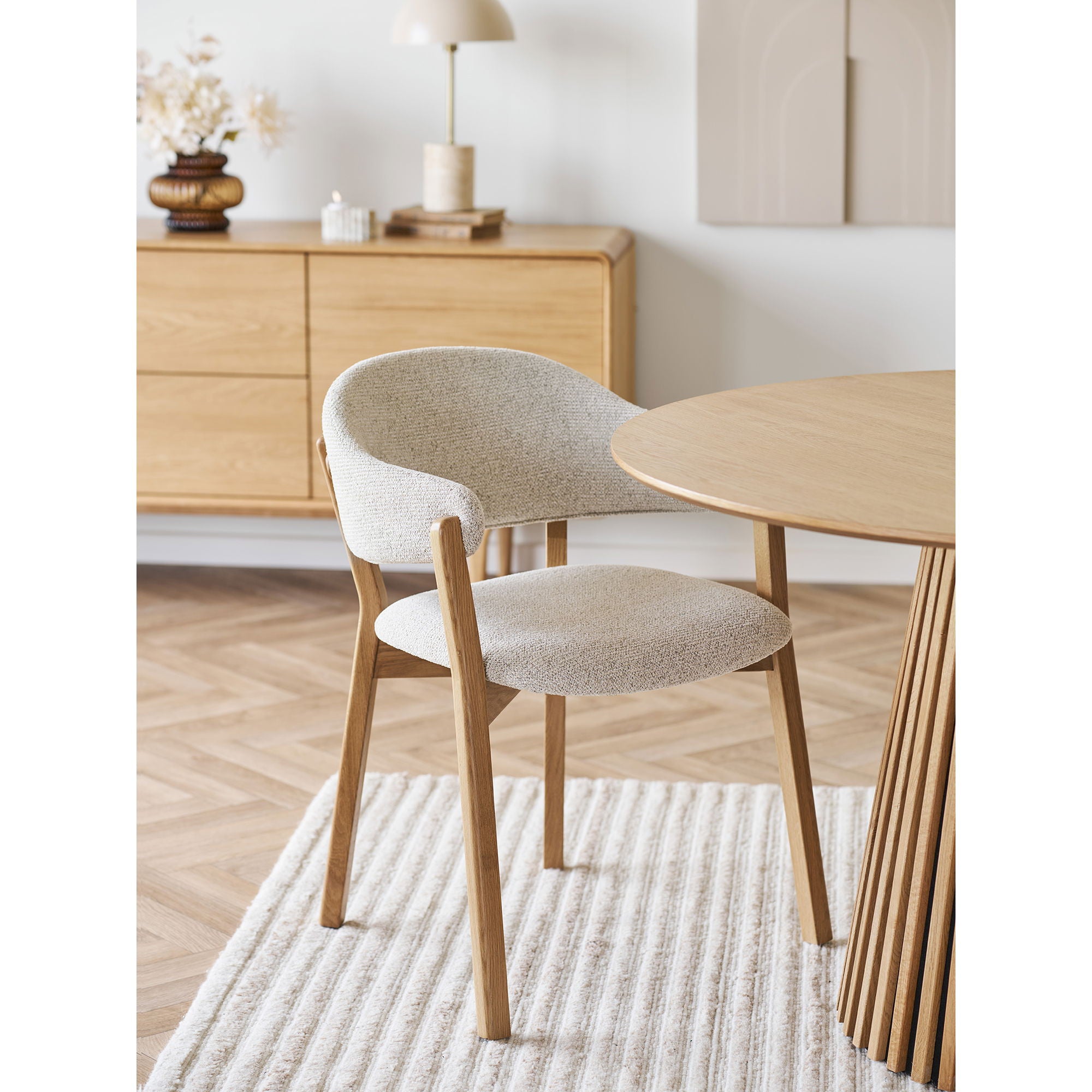 Dunkirk Dining table chair - Dining table chair, armrest, oak with fabric seat, beige HN1318