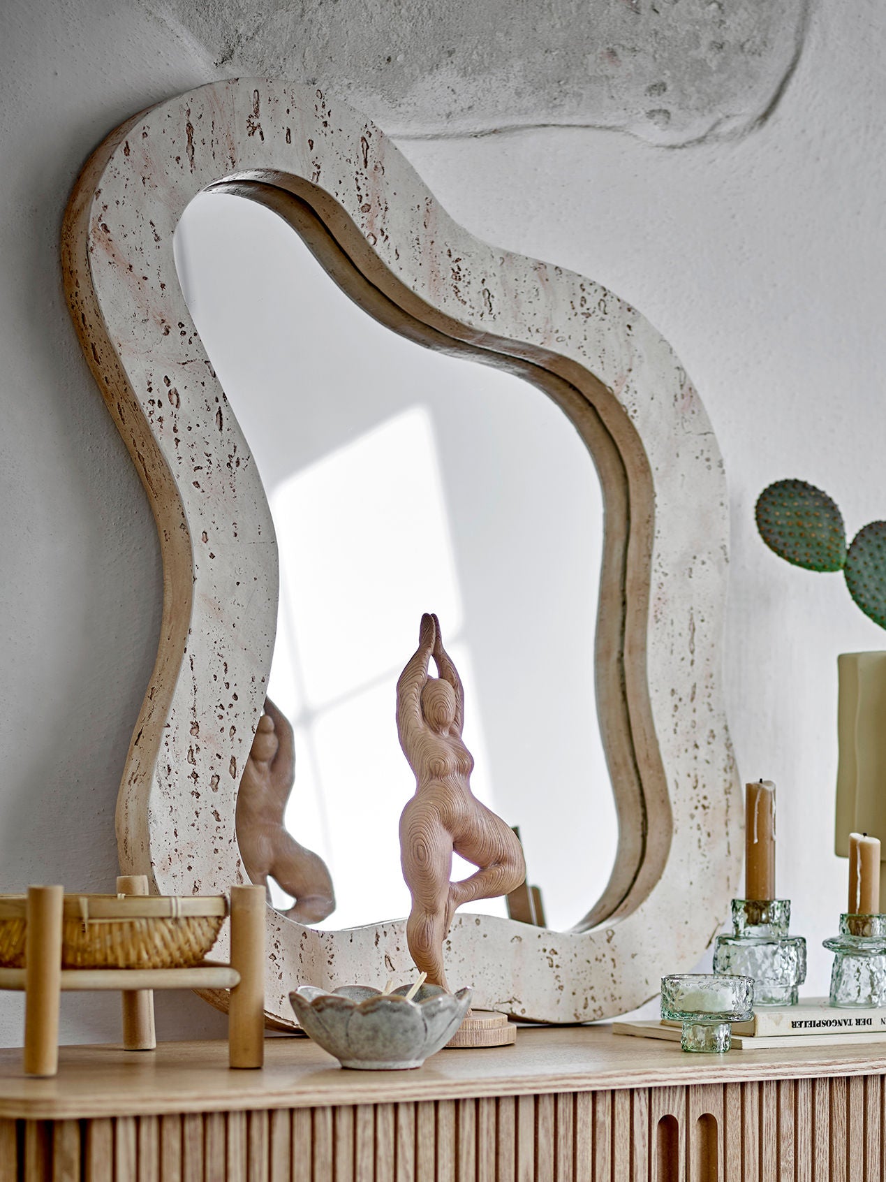 Bloomingville Meg Wall Mirror, Nature, Resin