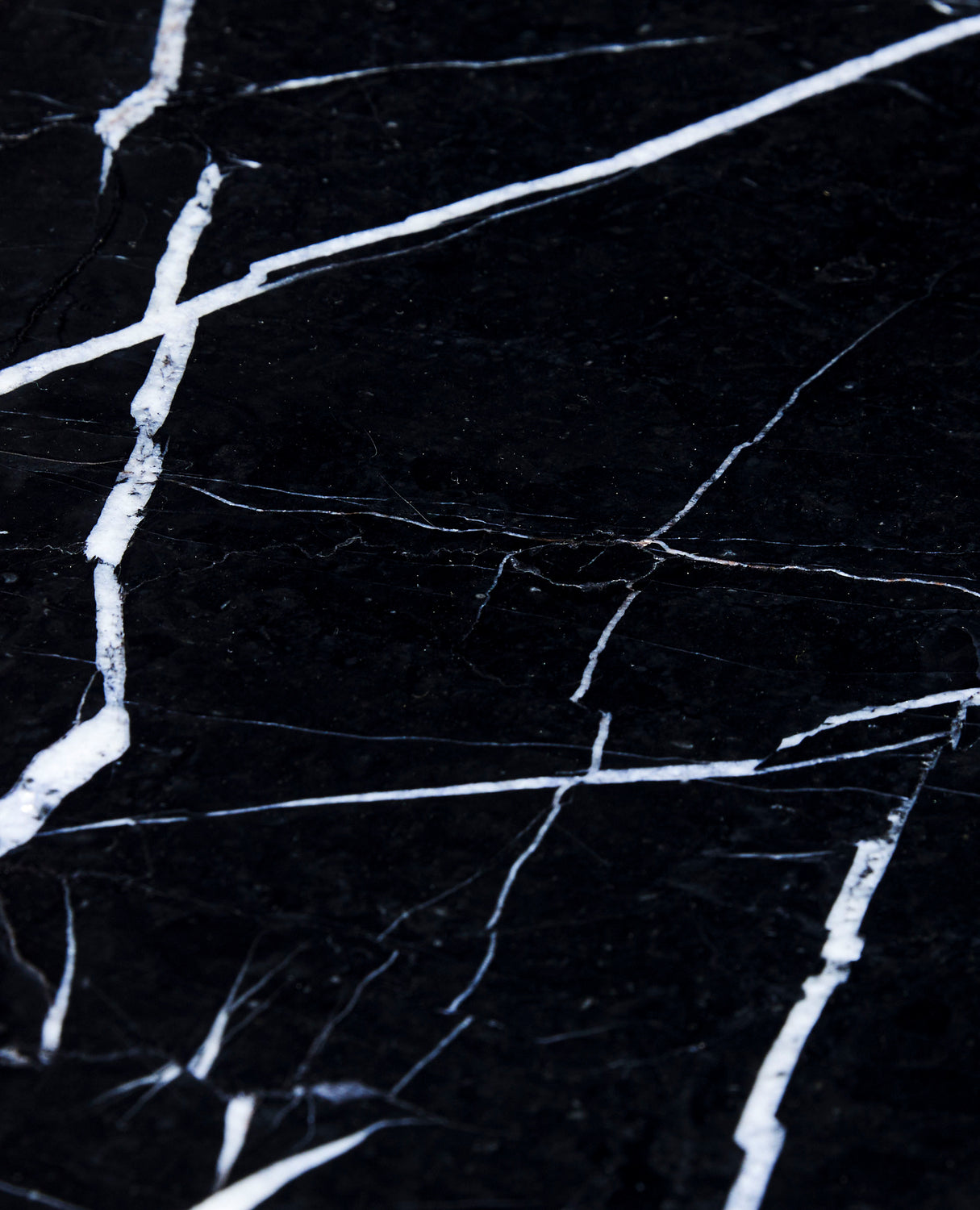 Raw Coffee Table Black/Natural - 80x80xh45cm