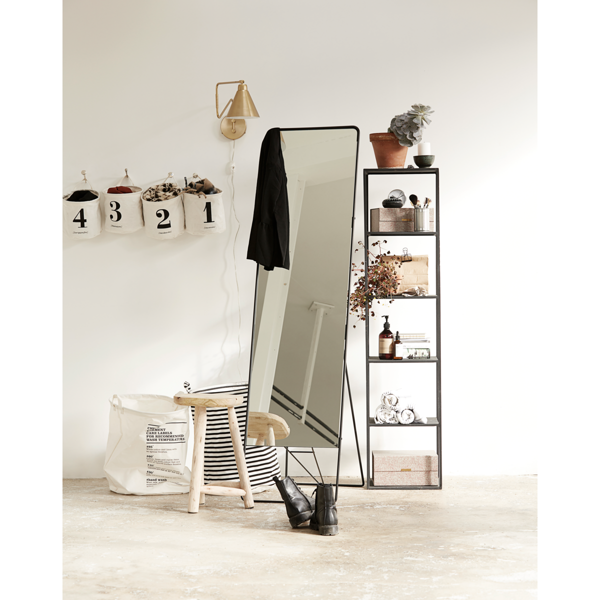 Laundry bag, hdstripes, black h: 50 cm, dia: 40 cm