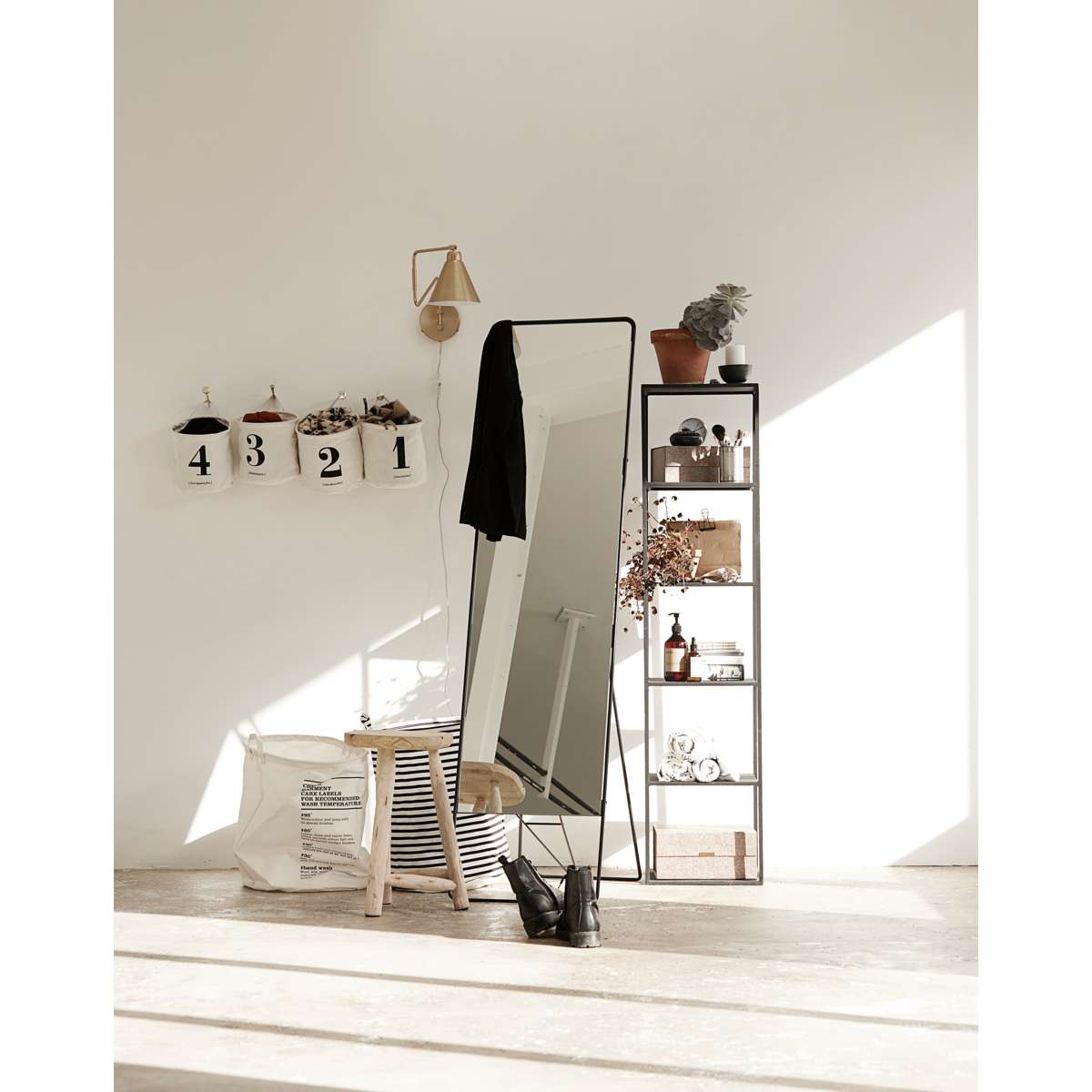 Storage, HD1-2-3-4, black; raw white