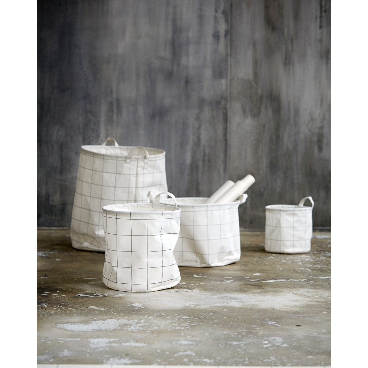 Laundry bag, hdsquares, white & black