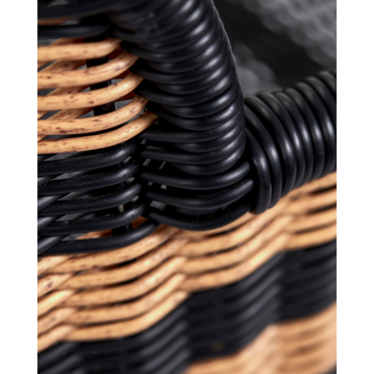 Lounge chair, hdhapur, nature; black