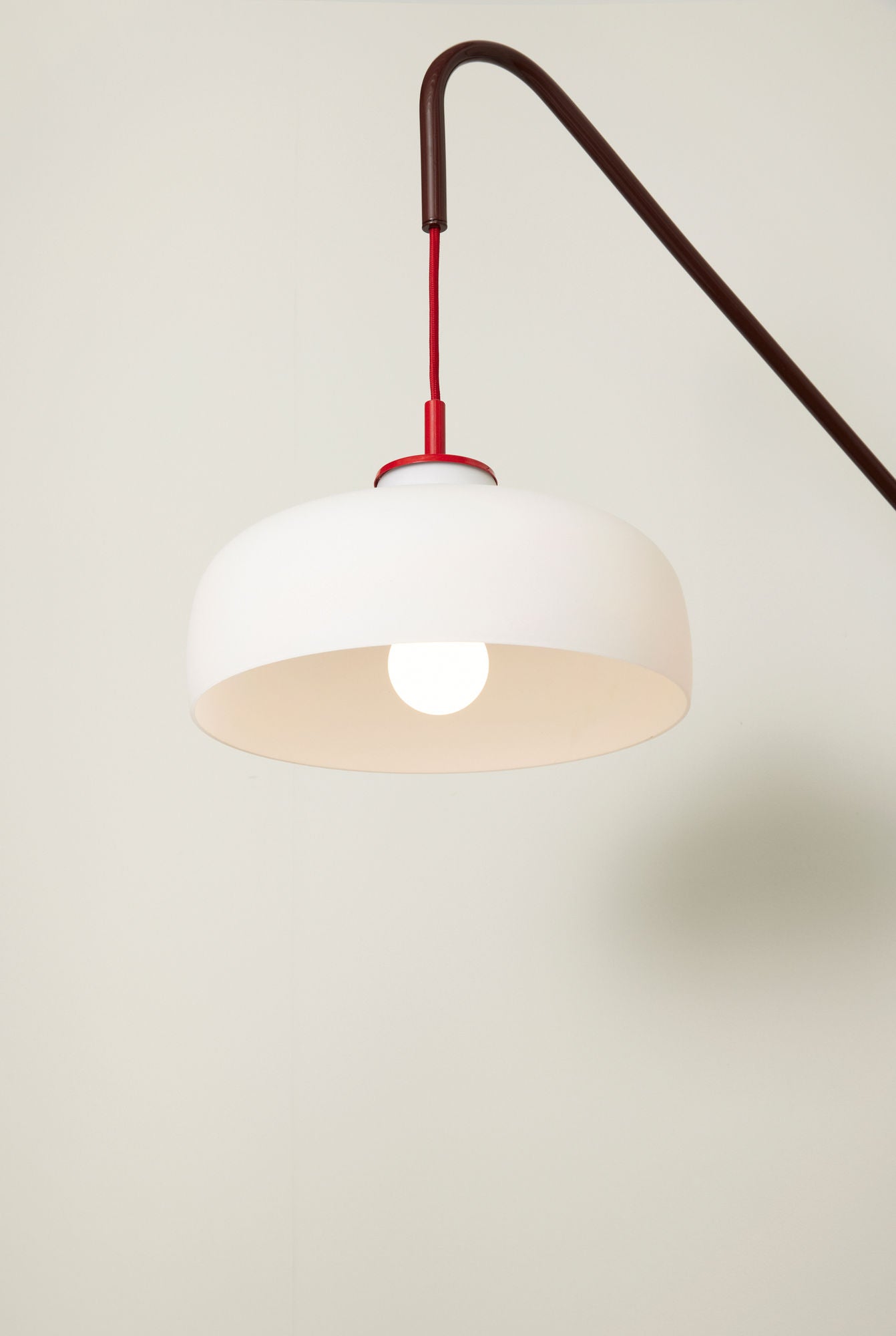 Current Wall lamp Red - 71x30xh111cm