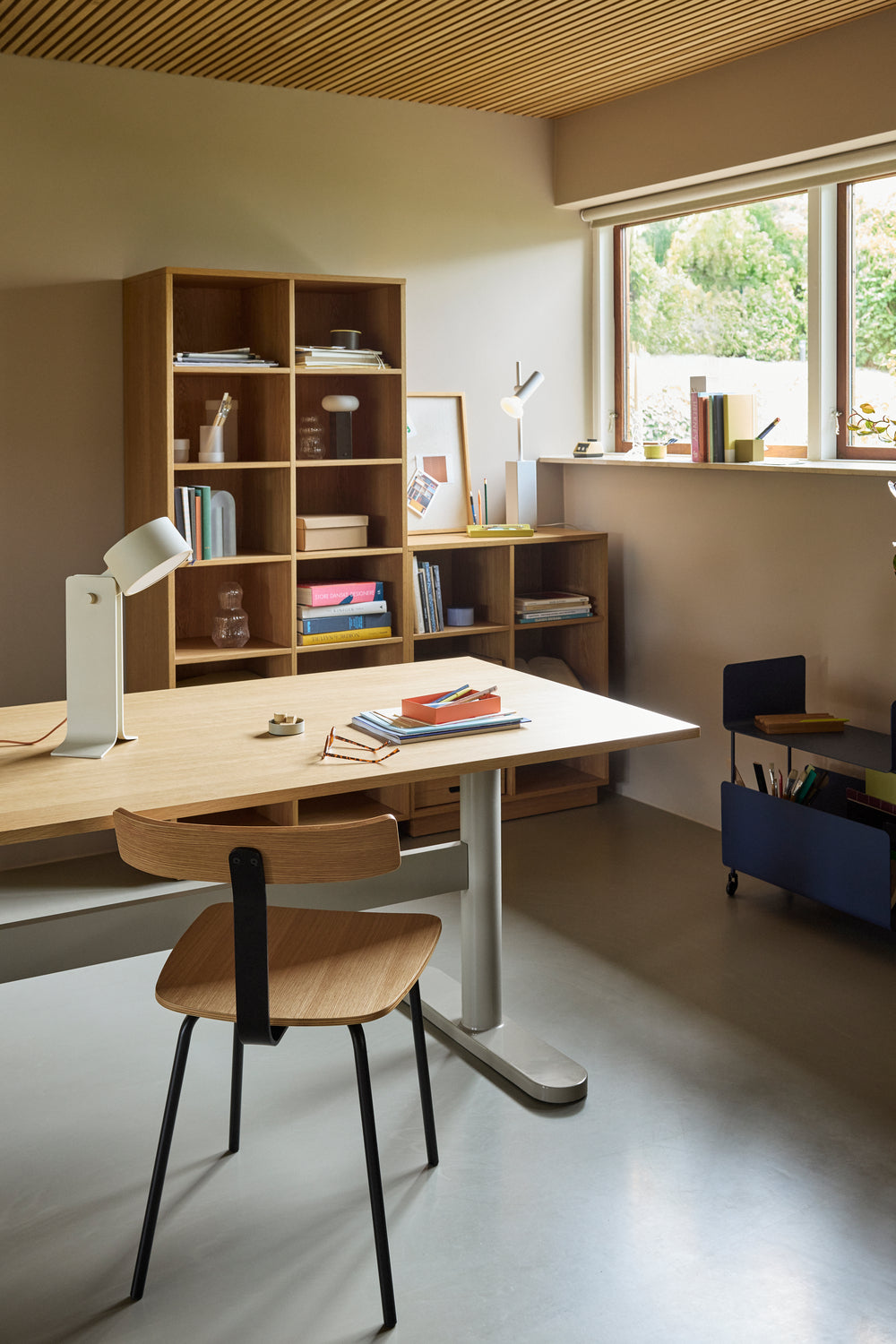 Disco Bookcase Large Natural - 80x30xh180cm