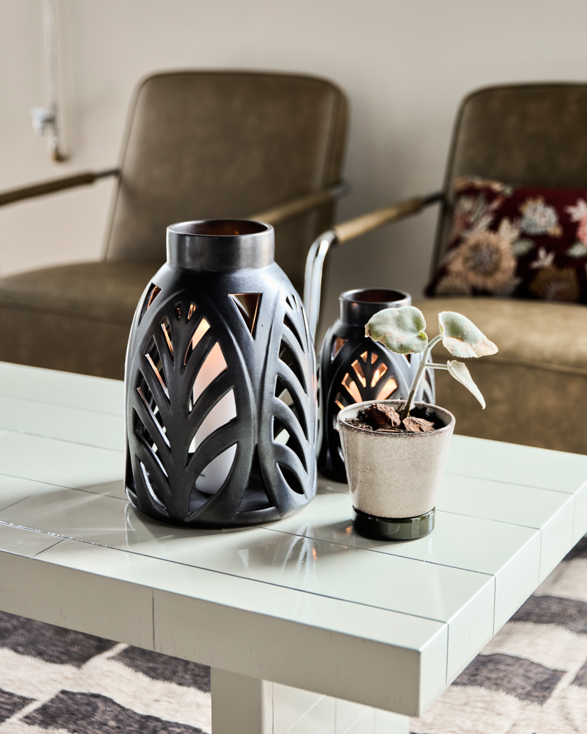 Lantern, HDElm, Black