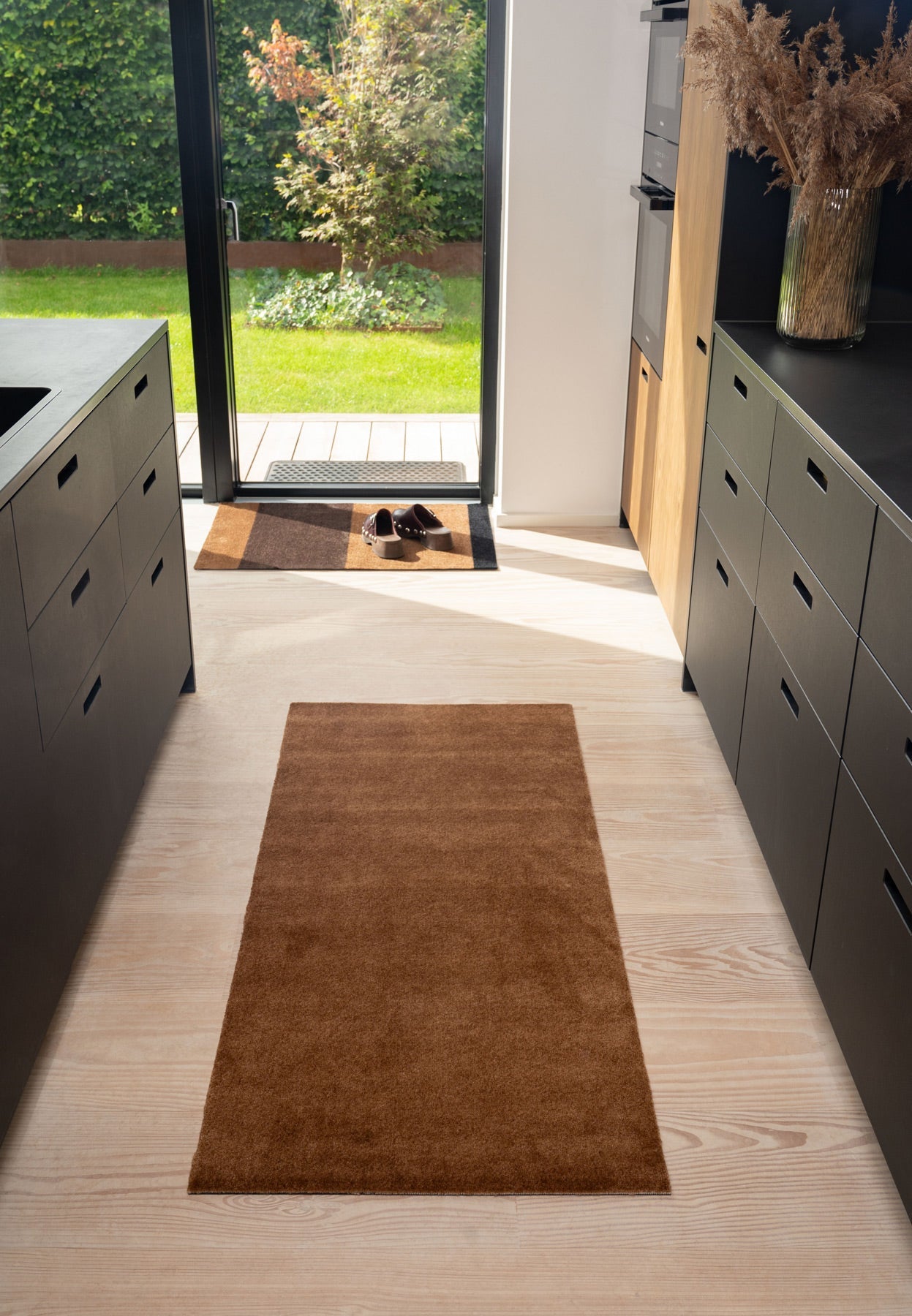 NEW CARPET/MAT 90 x 200 CM - UNI COLOR/COGNAC - Tica Copenhagen - DesignGaragen.dk