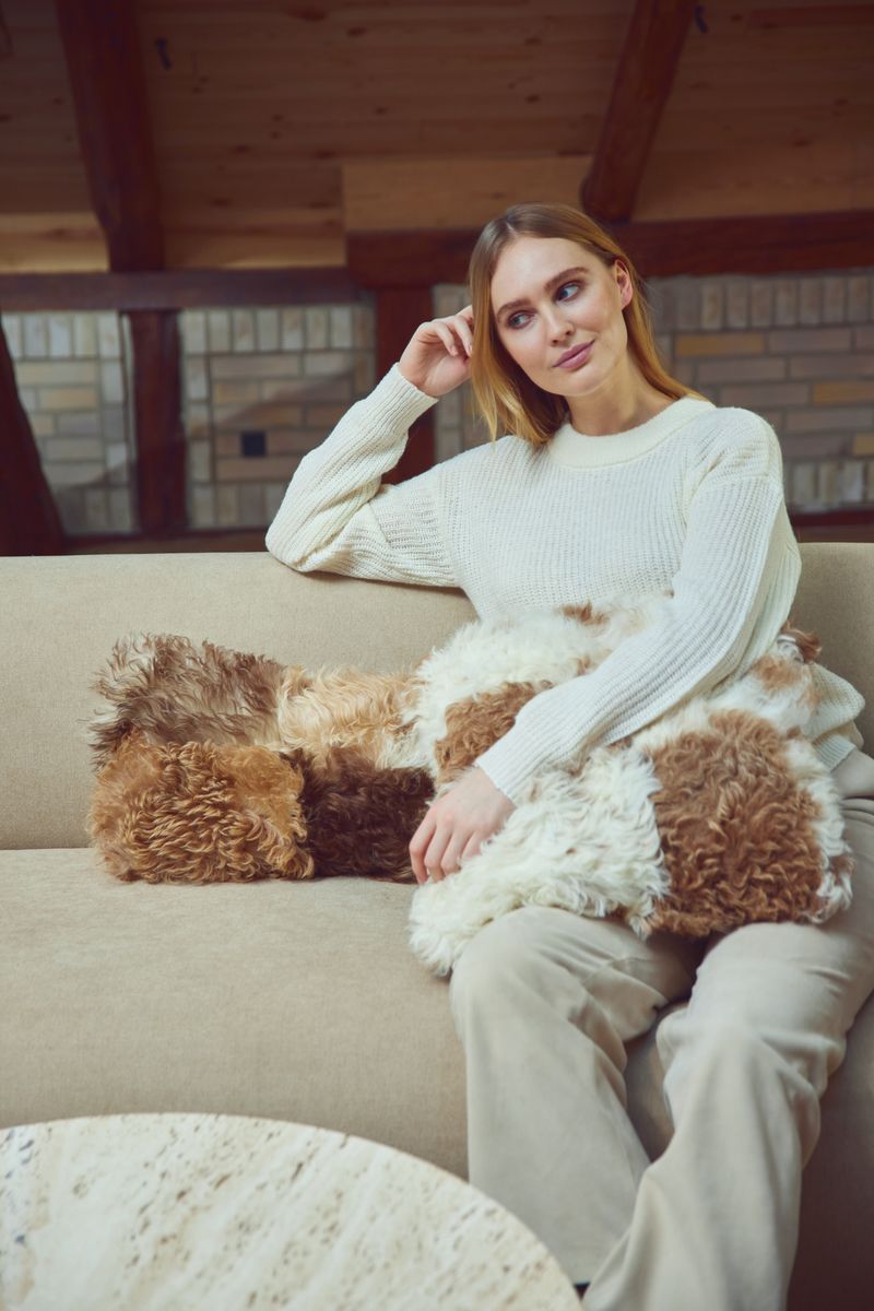 Chalet | Pillow | Lambskin | Tigrado | Double -sided | Short -haired