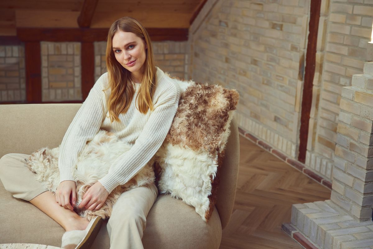 Chalet | Pillow | Lambskin | Tigrado | Double -sided | Short -haired