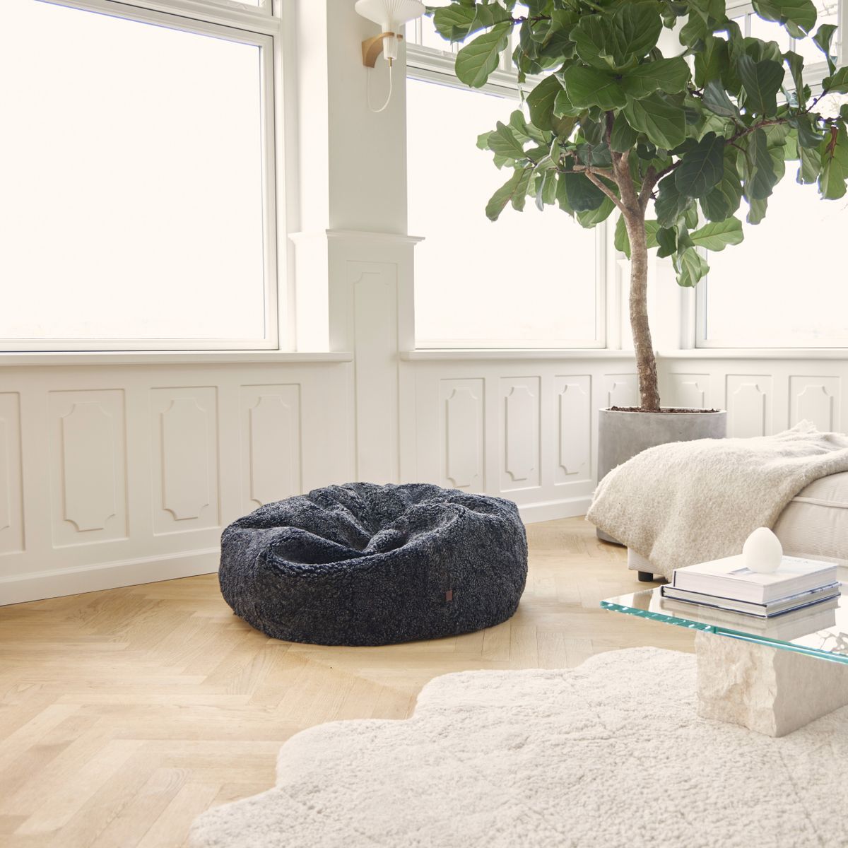 Round bean bag chair | Short-haired | New Zealand | 73x74 cm & 92x93 cm