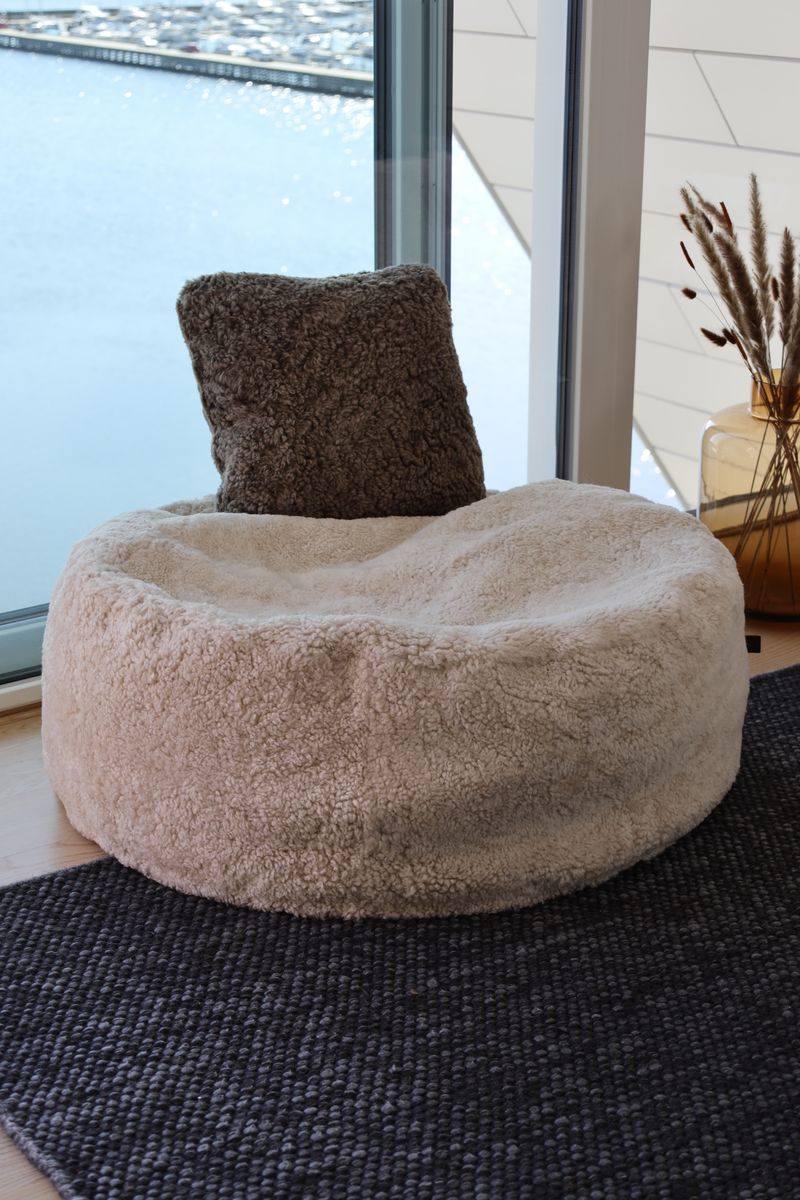 Pillow | Lambskin | Short Hair | Double -sided | New Zealand | 40x40 cm & 56x56 cm