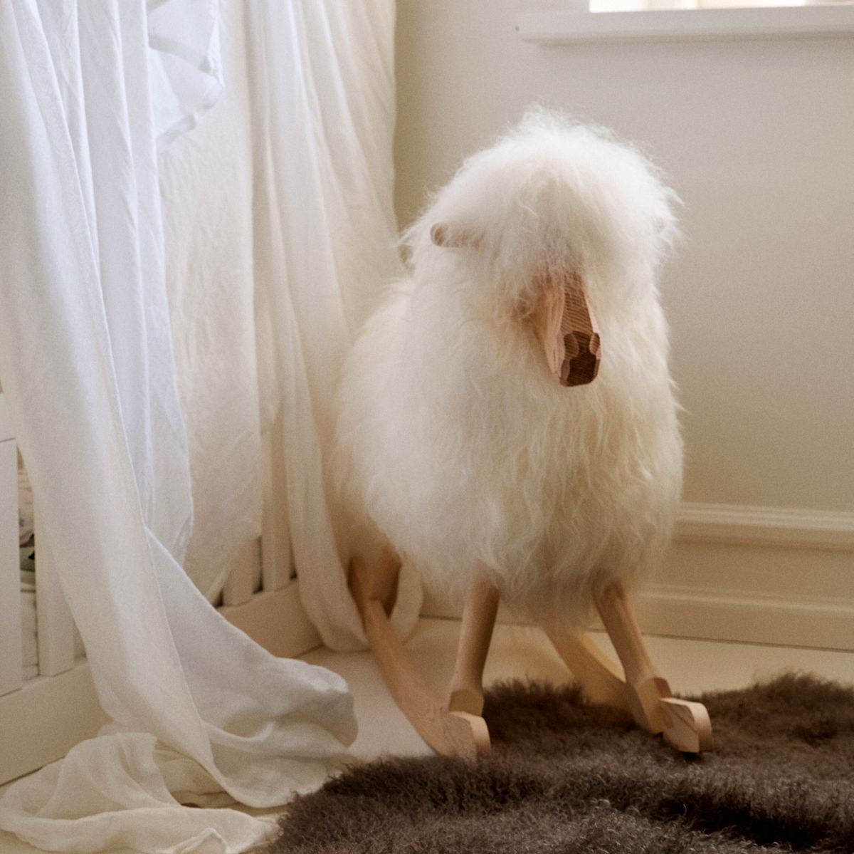 Manray Povl Kjer Design | Long-haired Lambskin | Large L85xW25xH60 cm