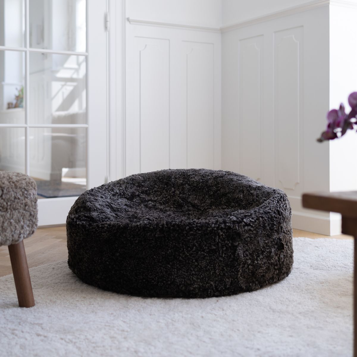 Round bean bag chair | Short-haired | New Zealand | 73x74 cm & 92x93 cm