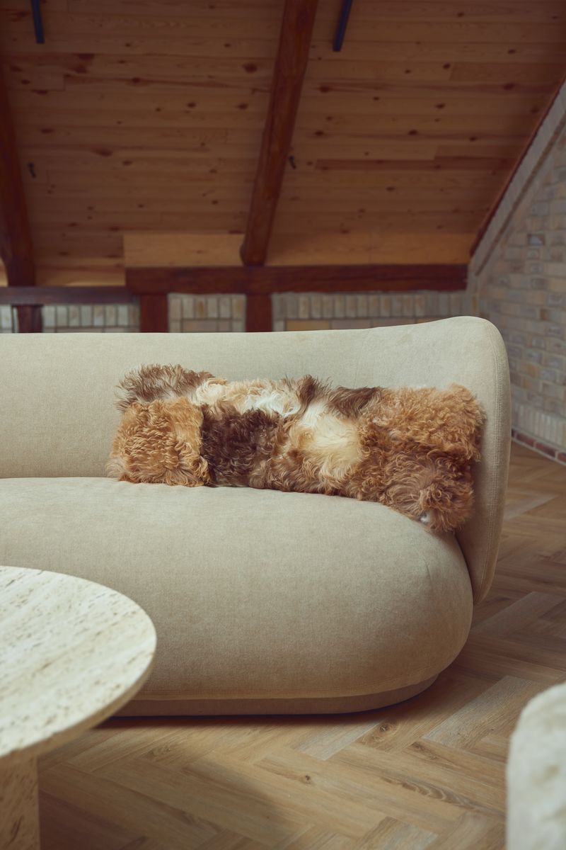 Chalet | Pillow | Lambskin | Tigrado | Double -sided | Short -haired
