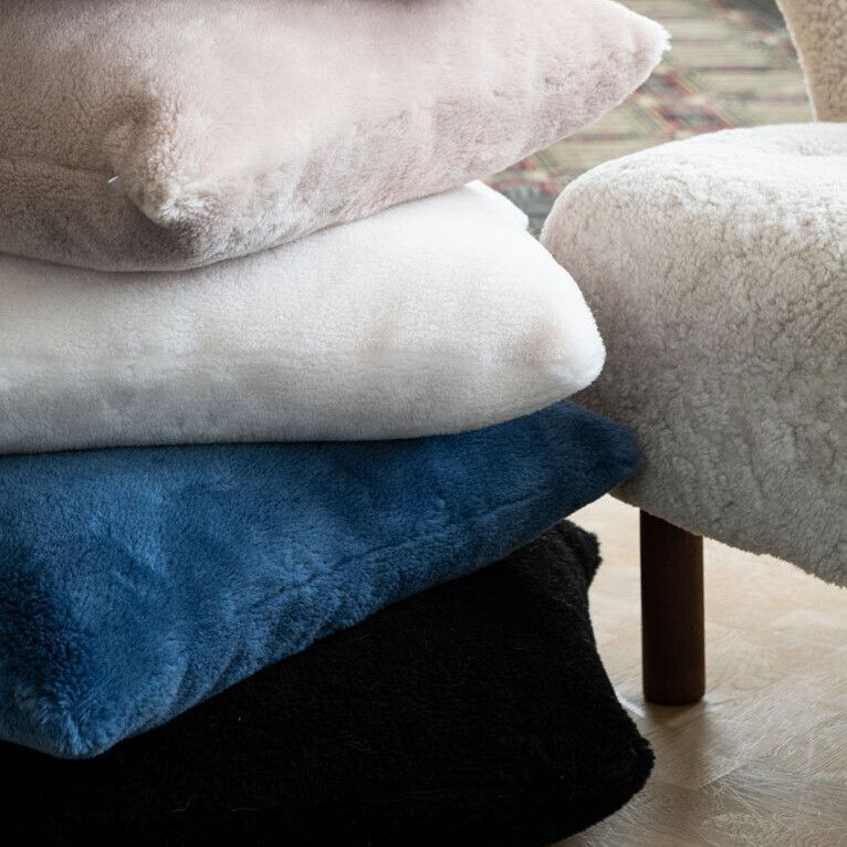 Lambskin cushion | Moccasin | Double Sided | 40x40 cm