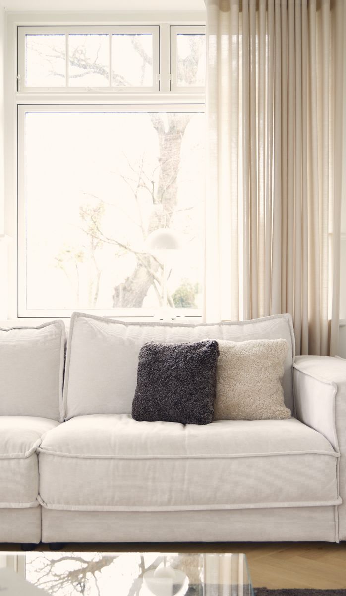 Pillow | Lambskin | Short Hair | Double -sided | New Zealand | 40x40 cm & 56x56 cm