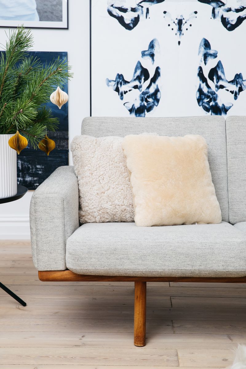 Pillow | Lambskin | Short Hair | Double -sided | New Zealand | 40x40 cm & 56x56 cm