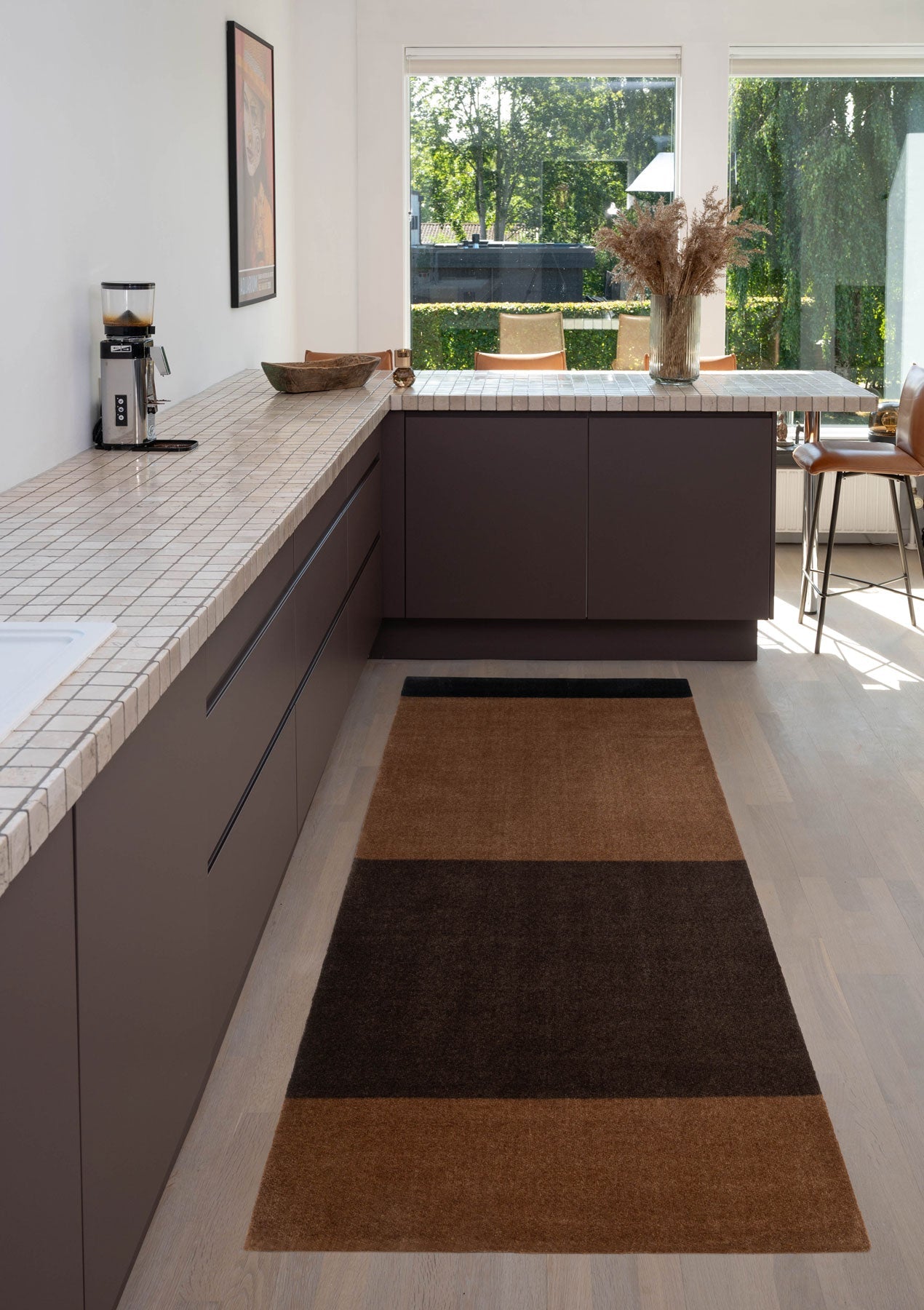 NYHED - STRIPES HORISONTAL - Cognac/Dark Brown/Black - Tica Copenhagen - DesignGaragen.dk