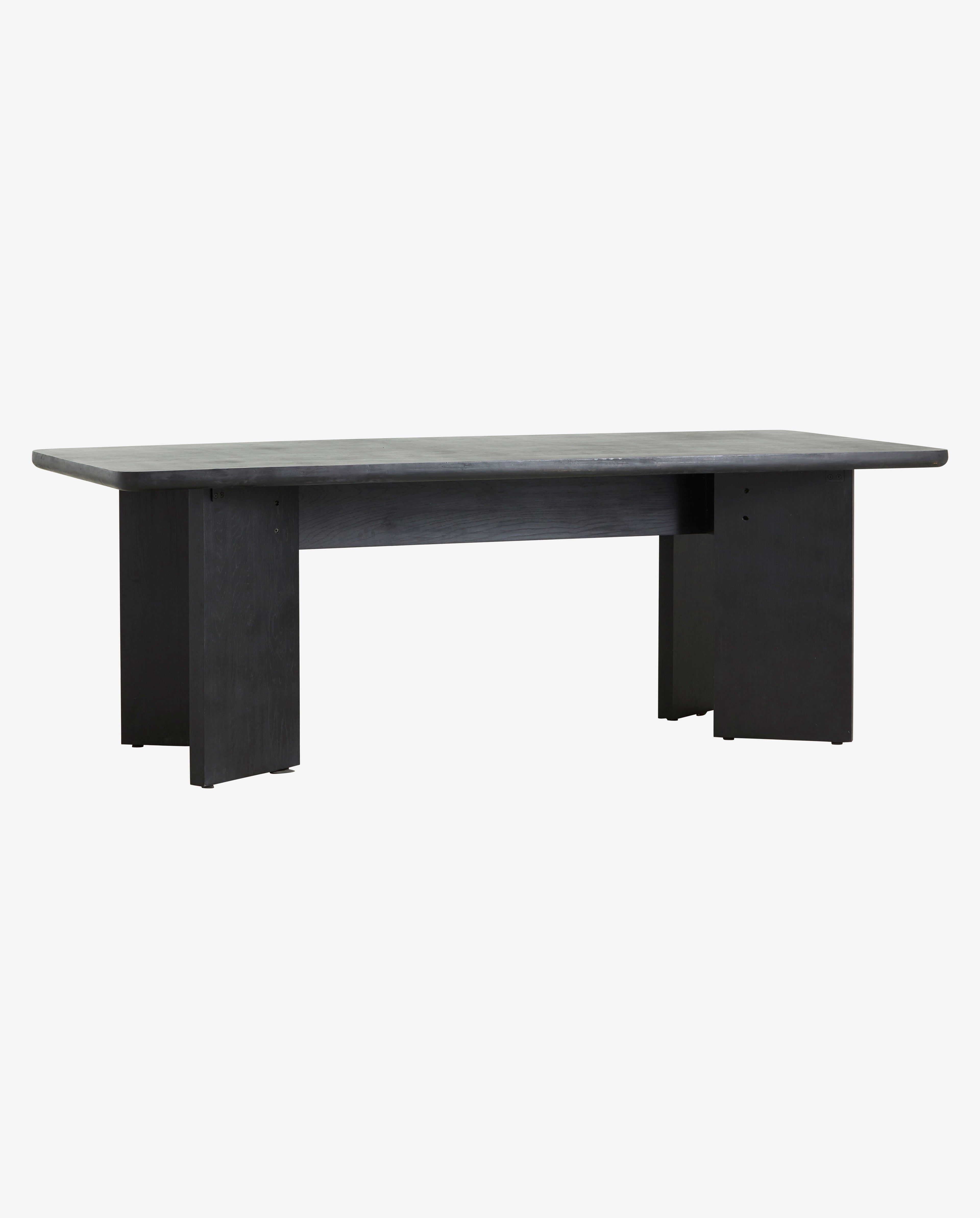 Tisza dining table in oak veneer - black