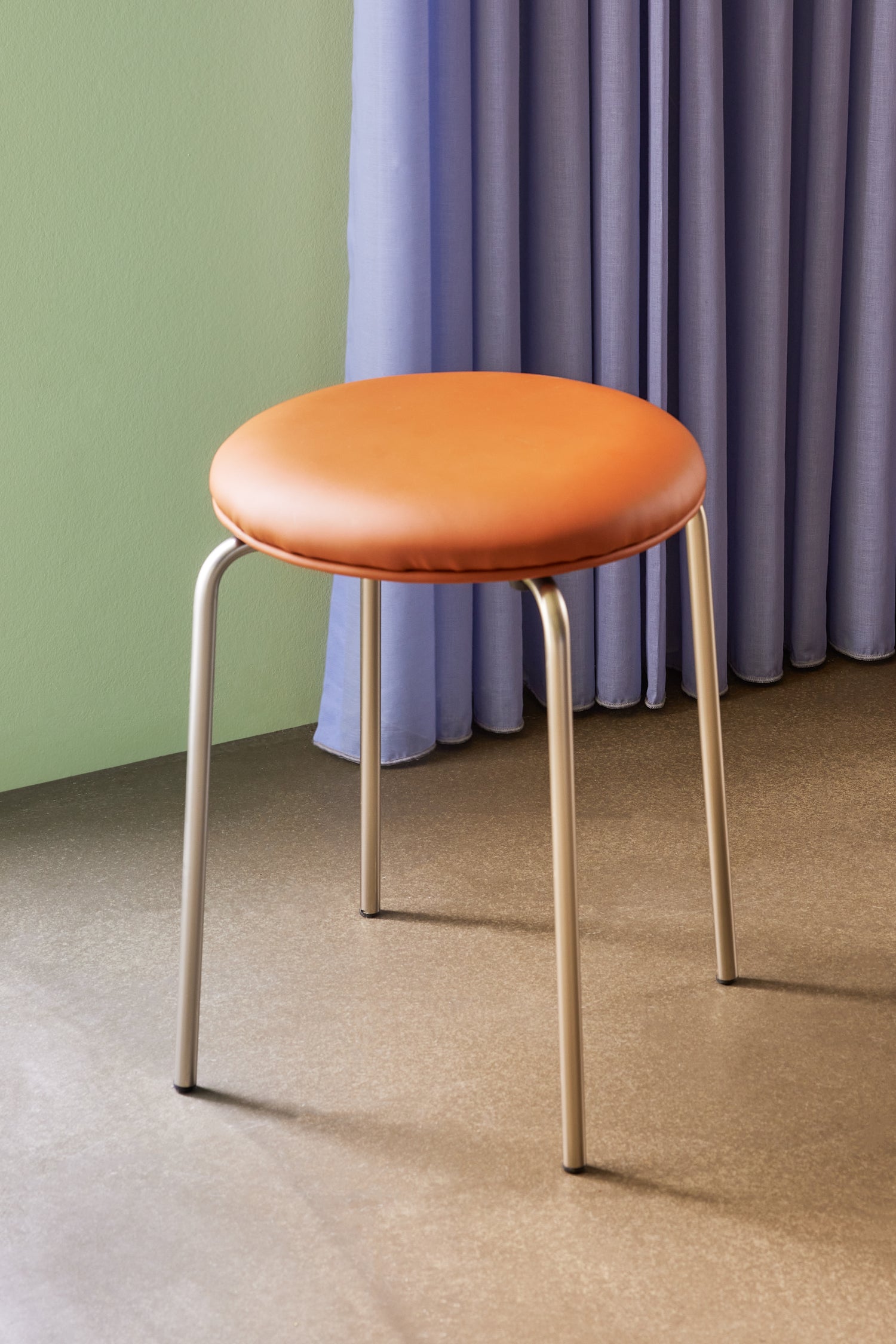 Stack Stool Brown/Nickel - ø34xh43cm