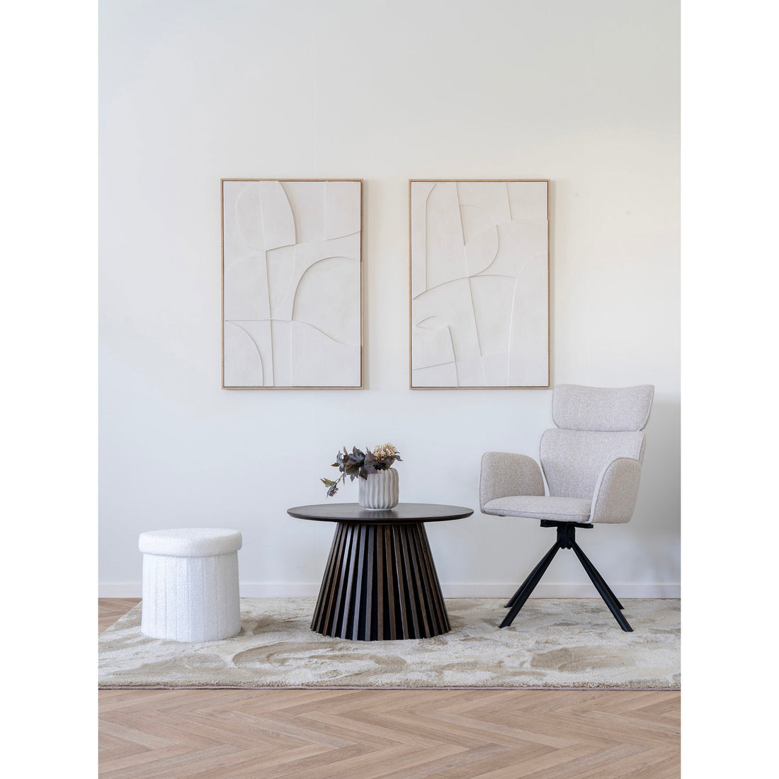 Dining table chair, swivel foot, fabric, sand with black legs, HN1279