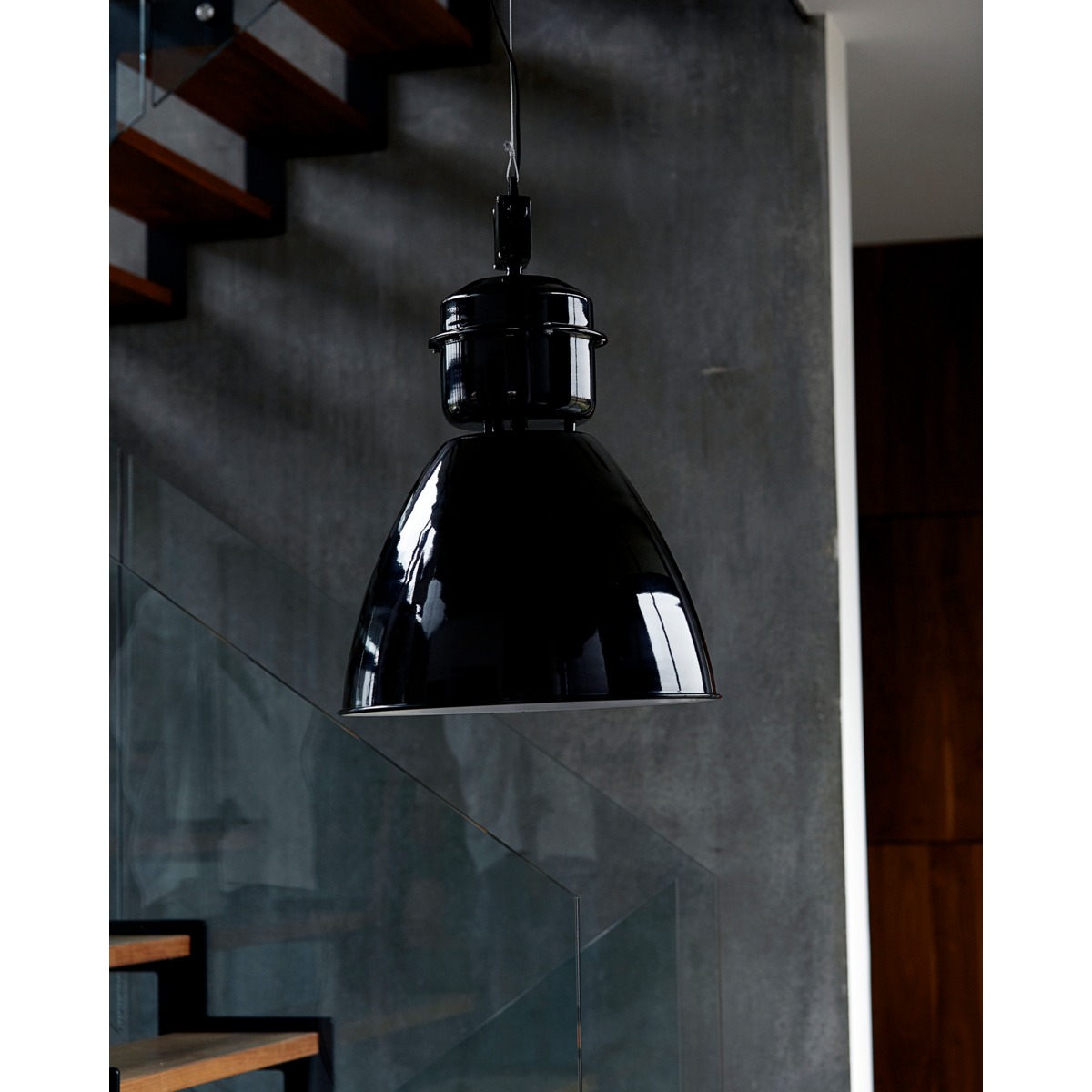 Lamp, HD volume, black