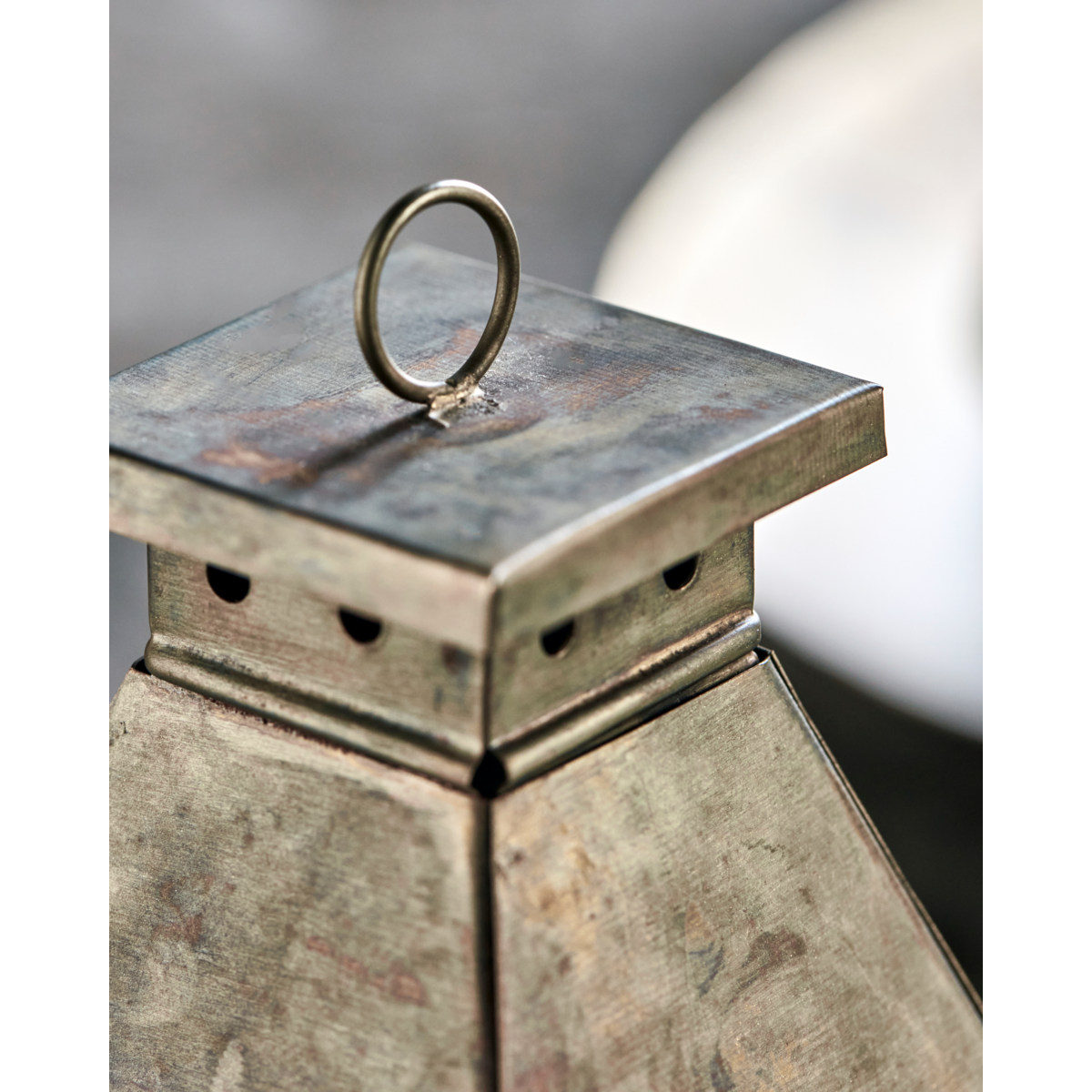 Hurricane, hdtilka, antique brass