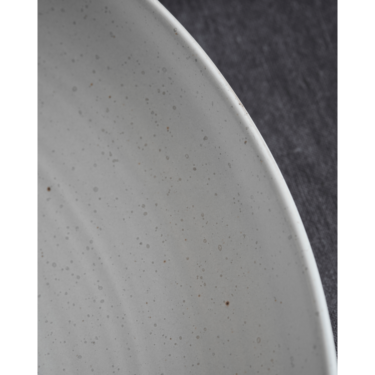 Dish, hdpion, gray; white