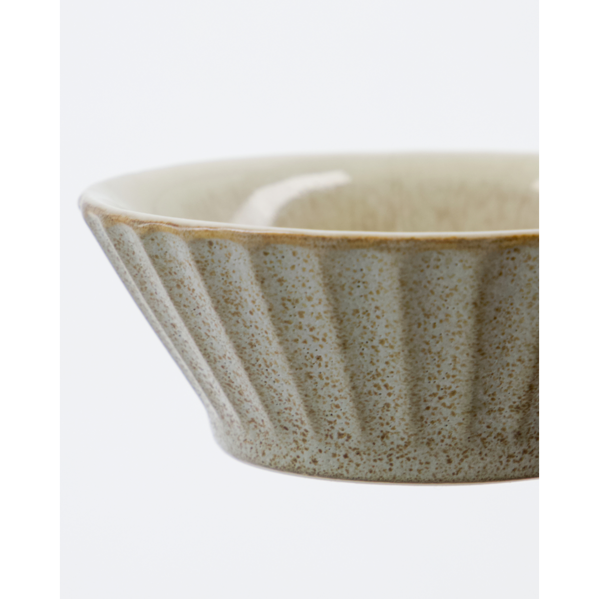 Bowl, hdpleat, gray; brown
