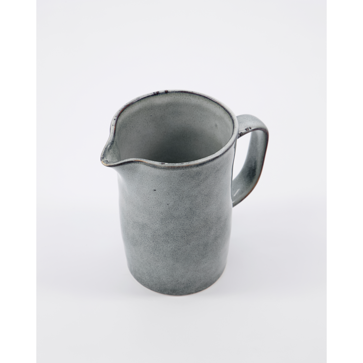 Pitcher, hdrustic, gray; blue