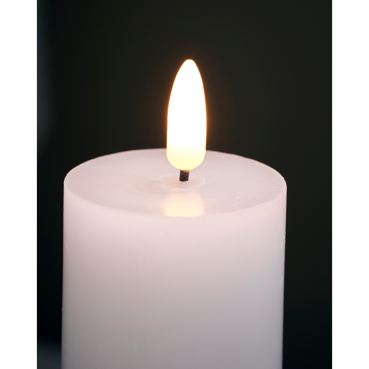 Light, hdled, white
