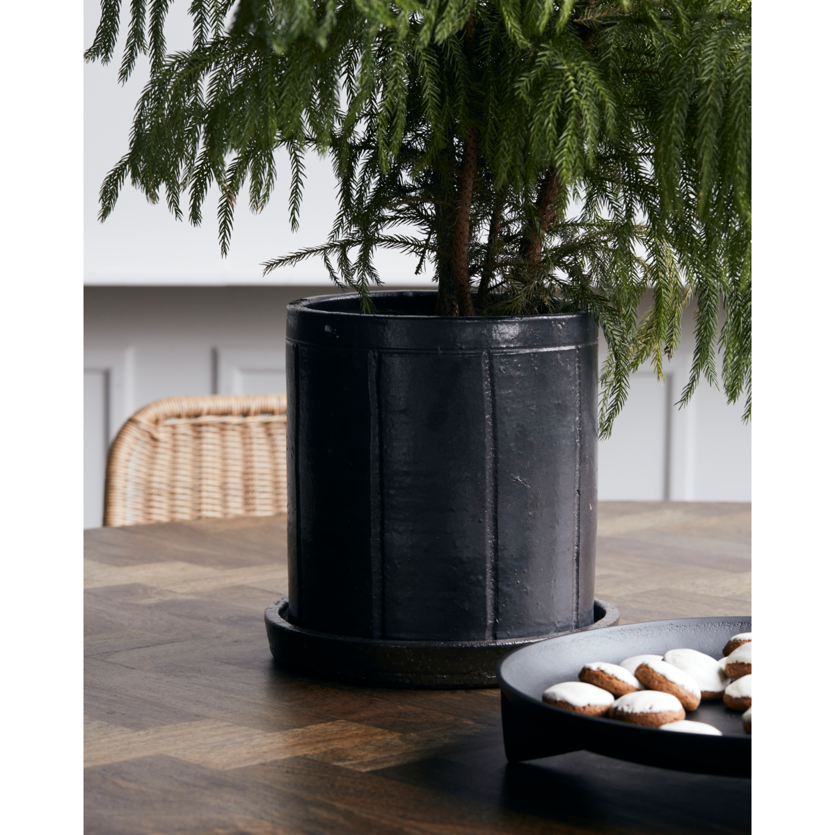 Herbal pot with saucer, hdjulian, brown