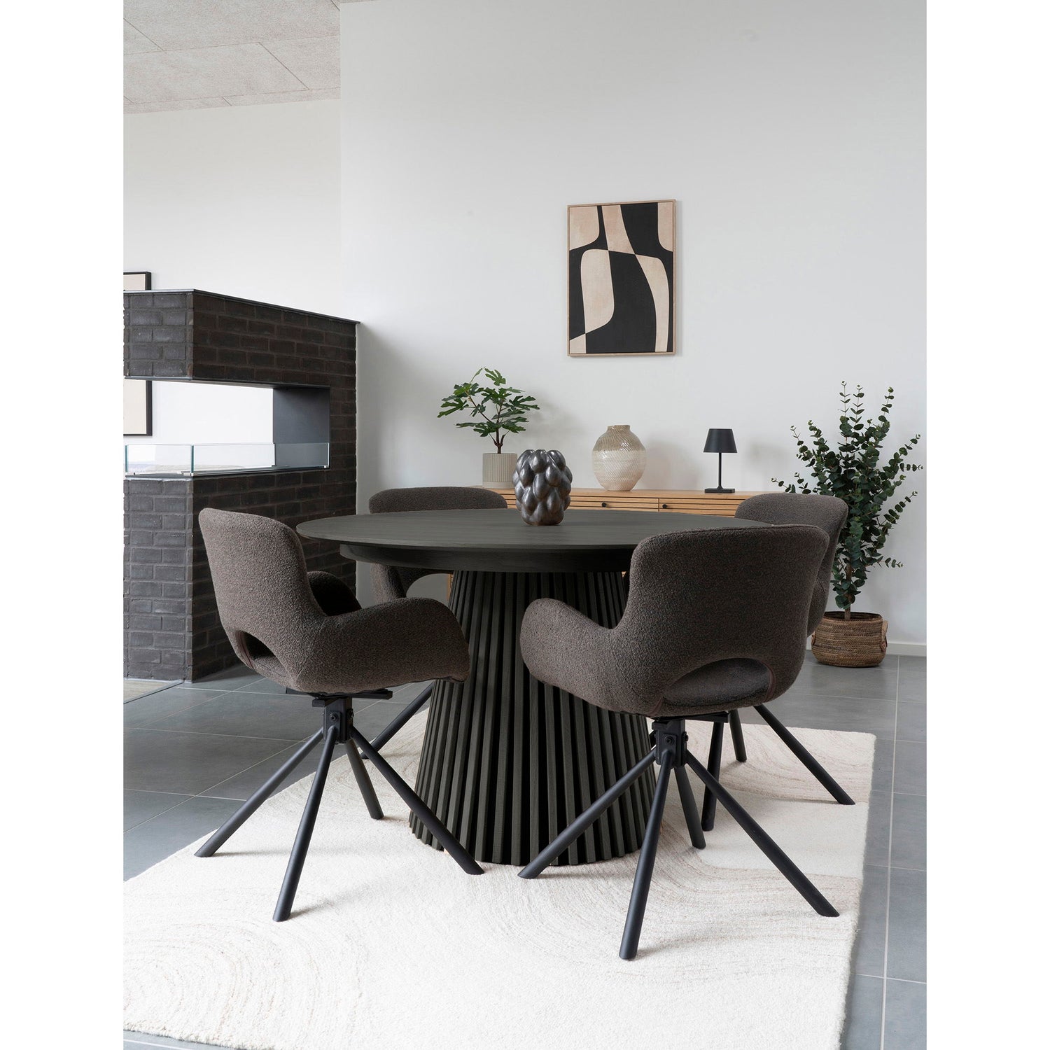 Osaka dining table - dining table, oak veneer, black Ø140x75 cm