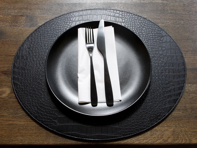 Oval cover napkin // black hose pattern PU - HARD