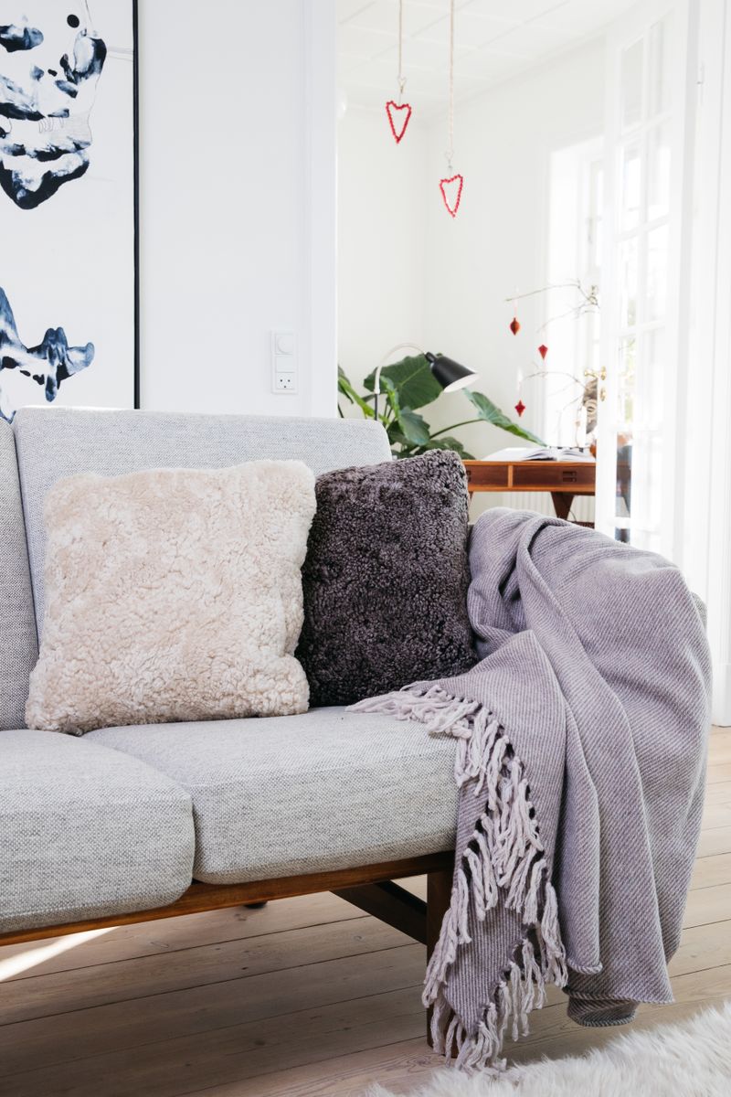 Lambskin cushion | Short-haired | New Zealand | Double Sided | 40x40 cm