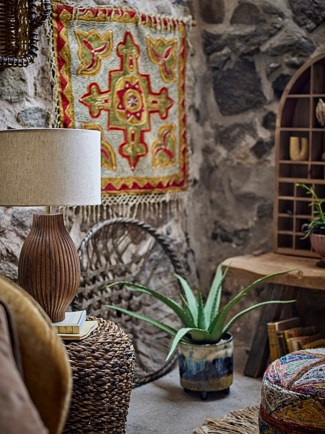 Creative Collection Mughal wall decoration, red, cotton