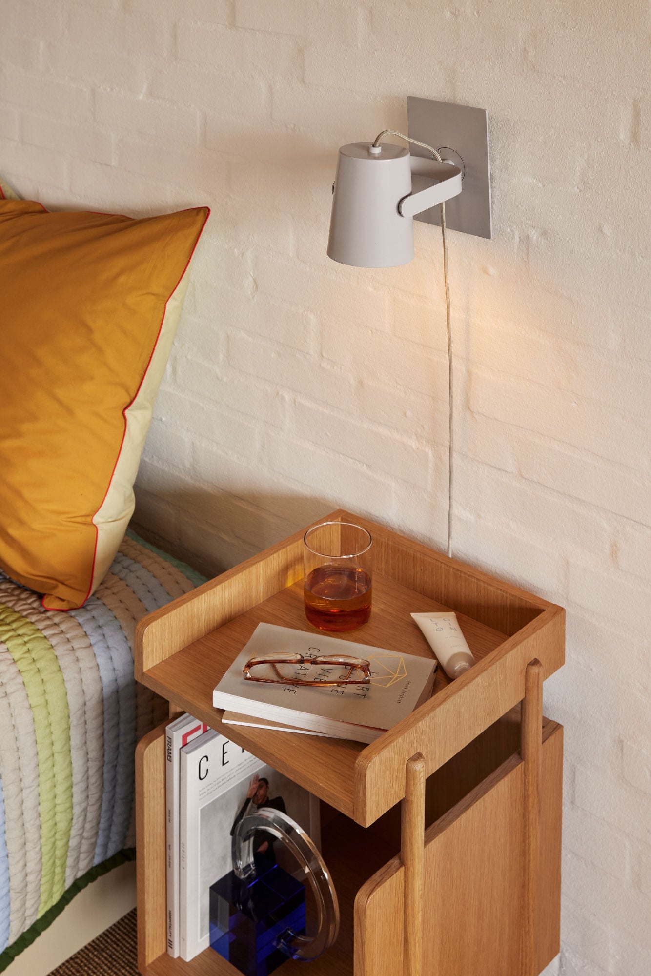 Hübsch Arent Wall lamp light gray