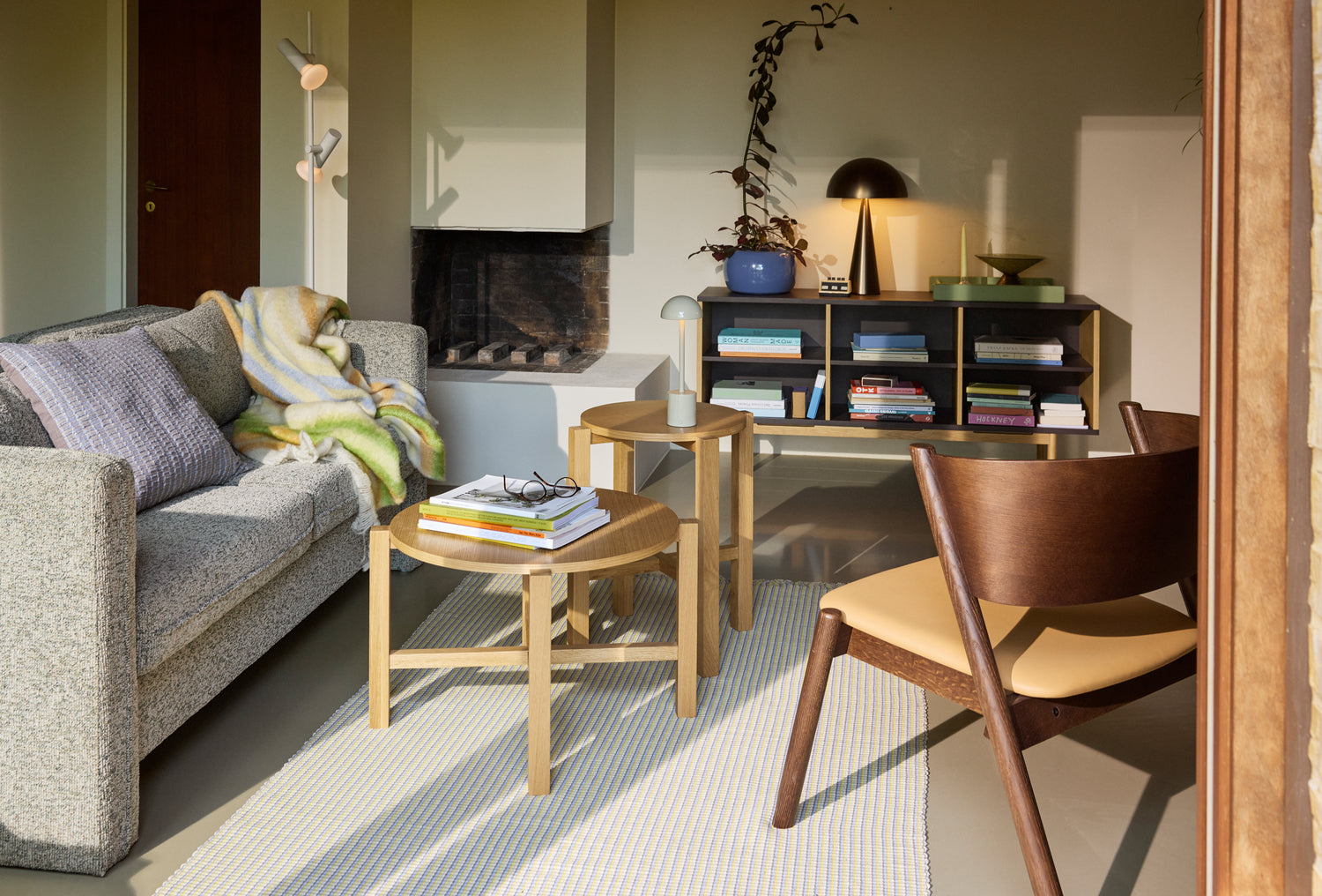 Four Coffee table Natural (set of 2) - ø68xh42cm, ø48xh55cm