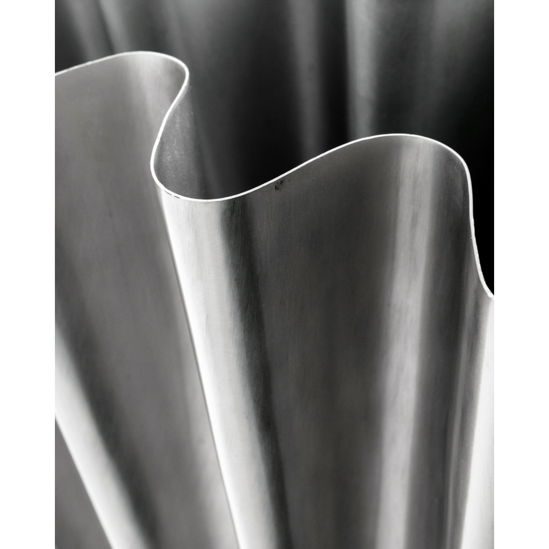 Vase, hdflood, brushed silver finish