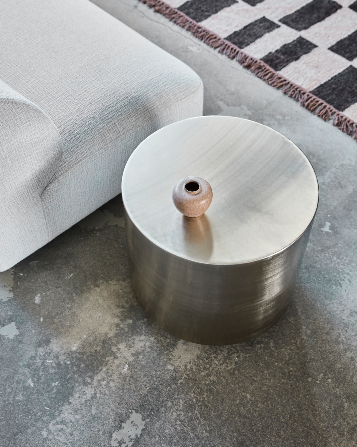 Coffee table, HDStep, Brushed silver finish