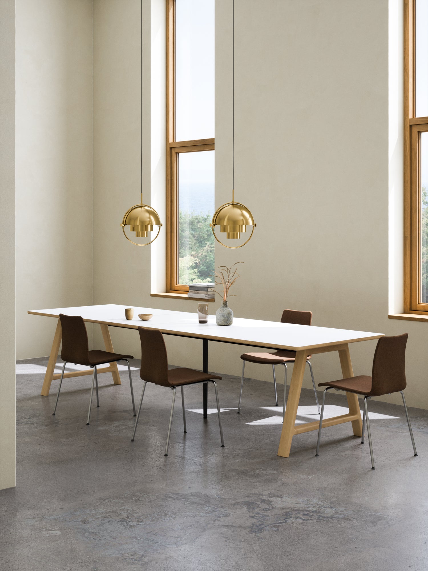 T11 pull -out table White Laminate - Mat (Crystal White)