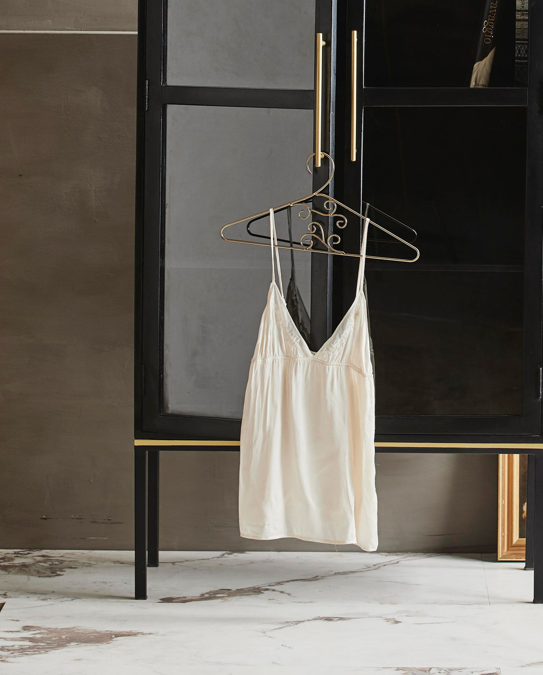 PAG clothing brace - H21 cm - gold finish