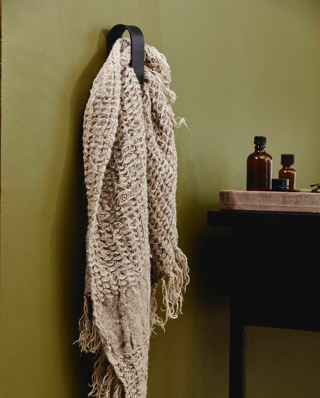 Sotra towel holder in stainless steel - H10.5 cm - black