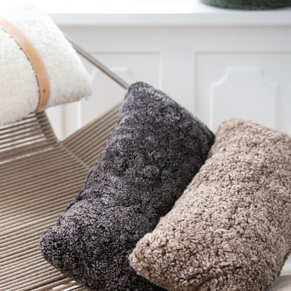 Lambskin cushion | Short-haired | New Zealand | Double Sided | 30x60 cm