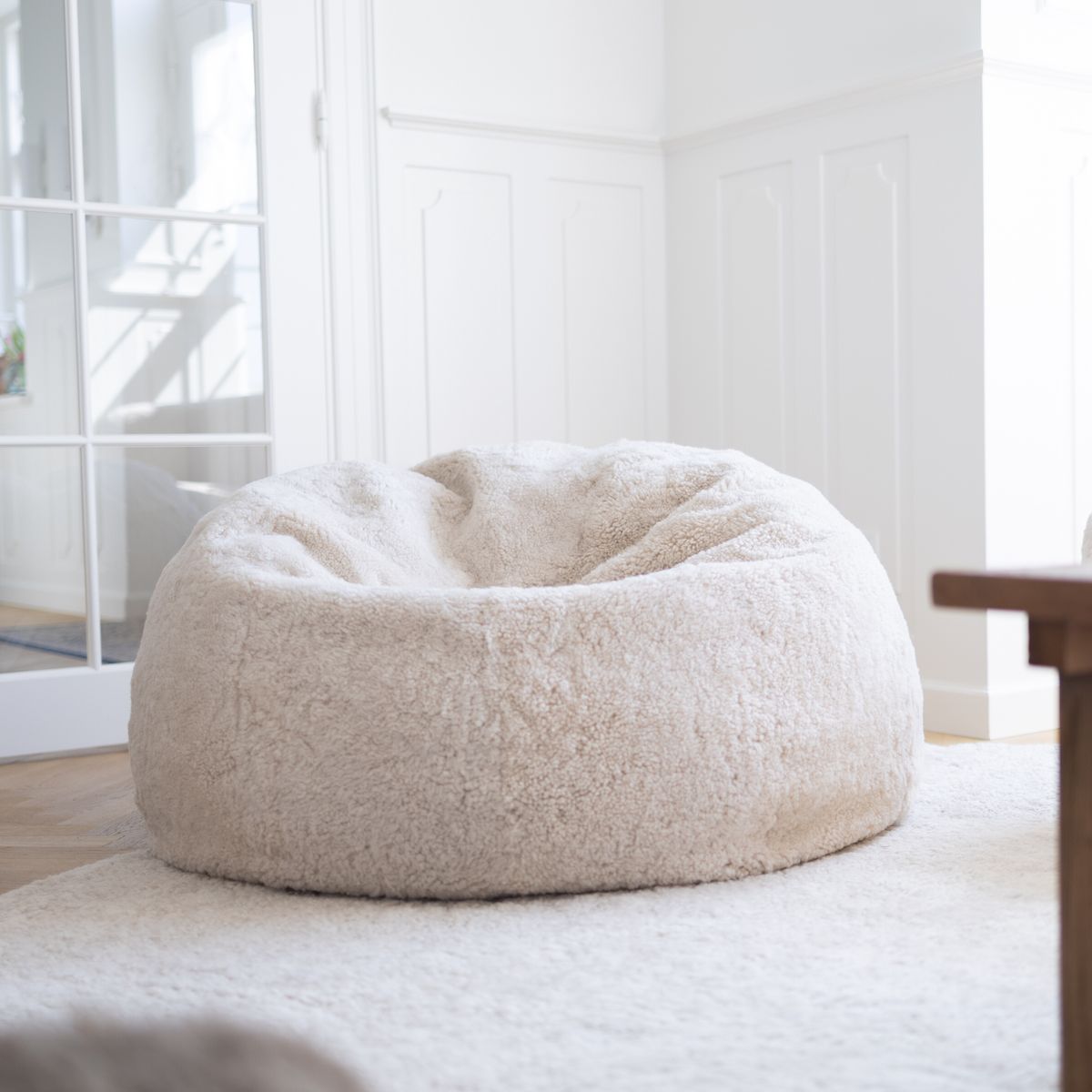 Round bean bag chair | Short-haired | New Zealand | 73x74 cm &amp; 92x93 cm
