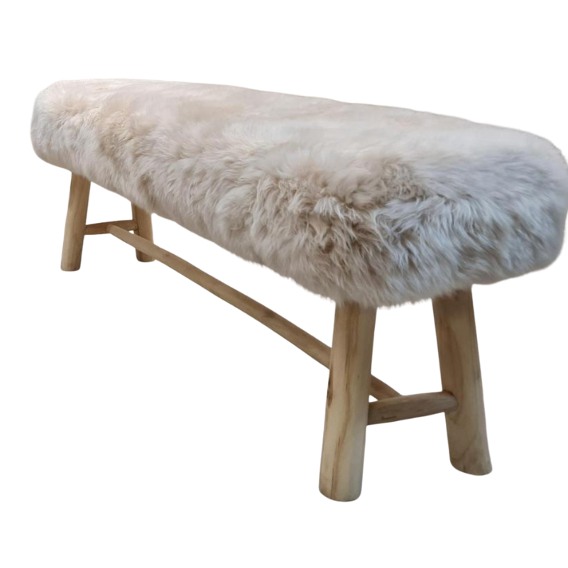 Bench with lambskin | Oak tree