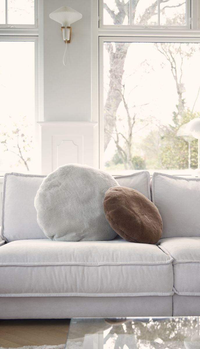 Lambskin cushion | Velvet | Moccasin | Double Sided | Ø45 cm &amp; Ø62 cm