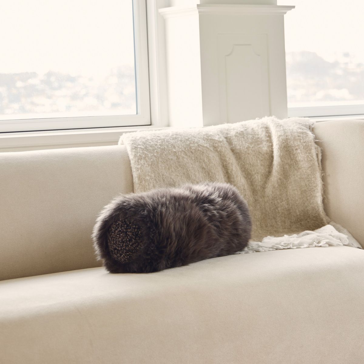 Bolster cushion | Long-haired, short-haired | New Zealand | Ø20xL52 cm