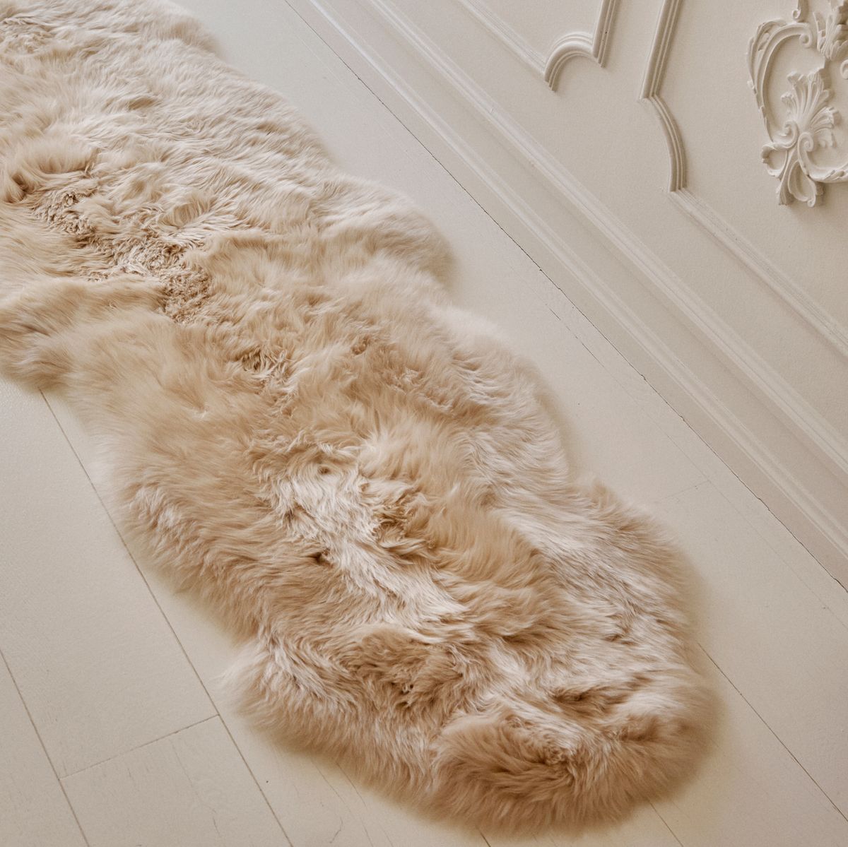 Lambskin | Long-haired | New Zealand | 180x60 cm